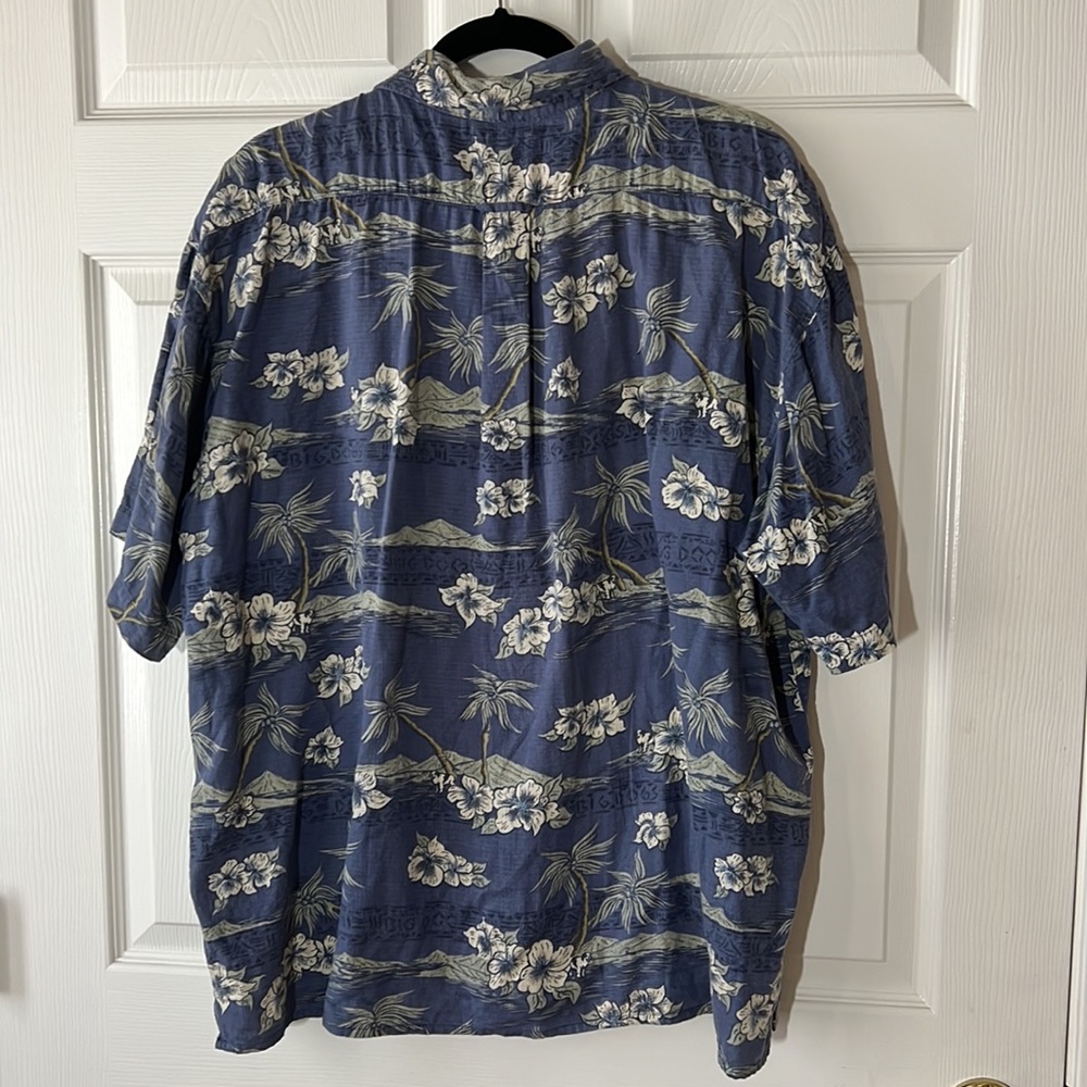 Vintage‎ Big Dogs Hawaiian Shirt Blue Floral Palms Dogs, Size Large - Picture 2 of 11